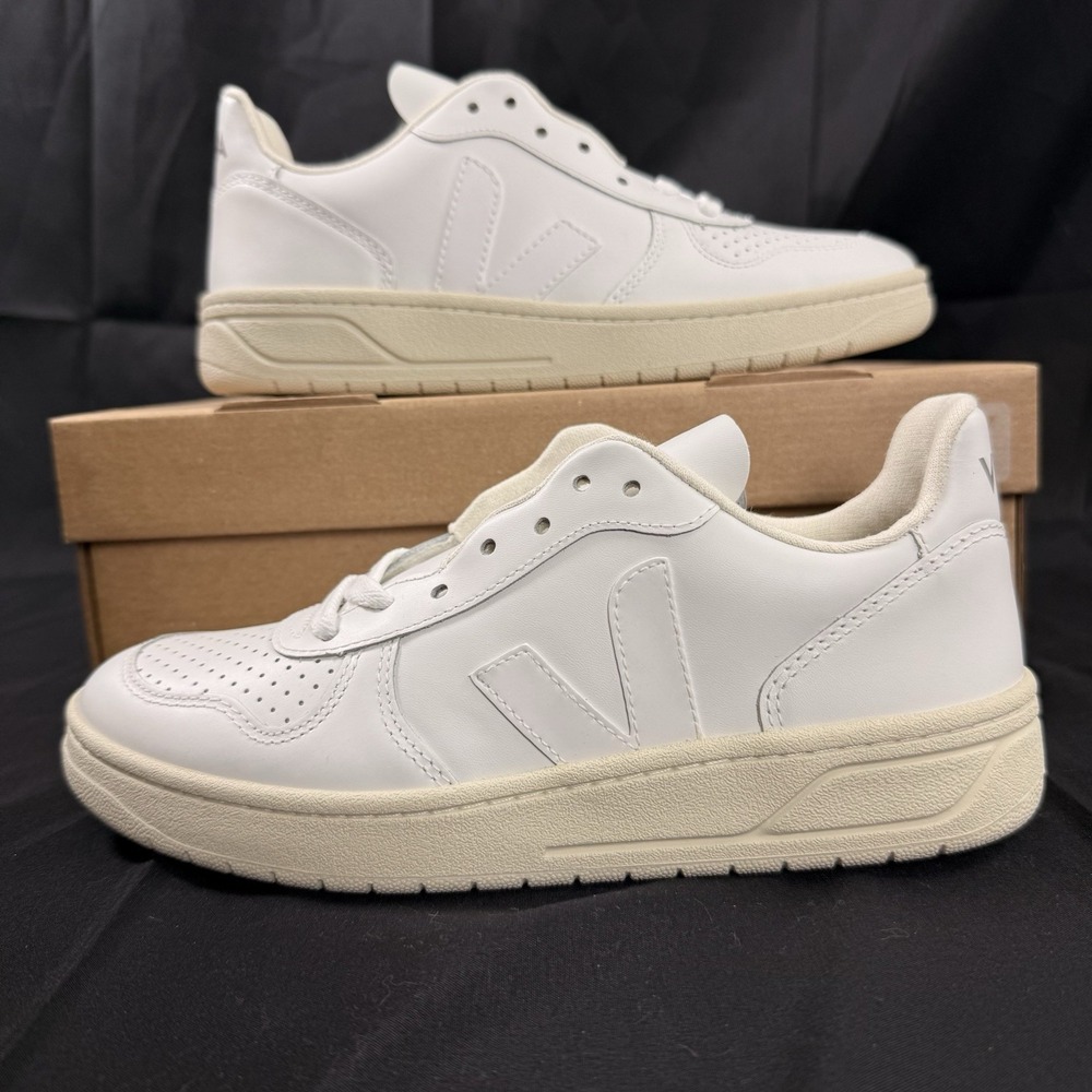 Veja V-10 Sneakers Shoes Womens 5 Leather Extra White Lace Up Athletic Casual